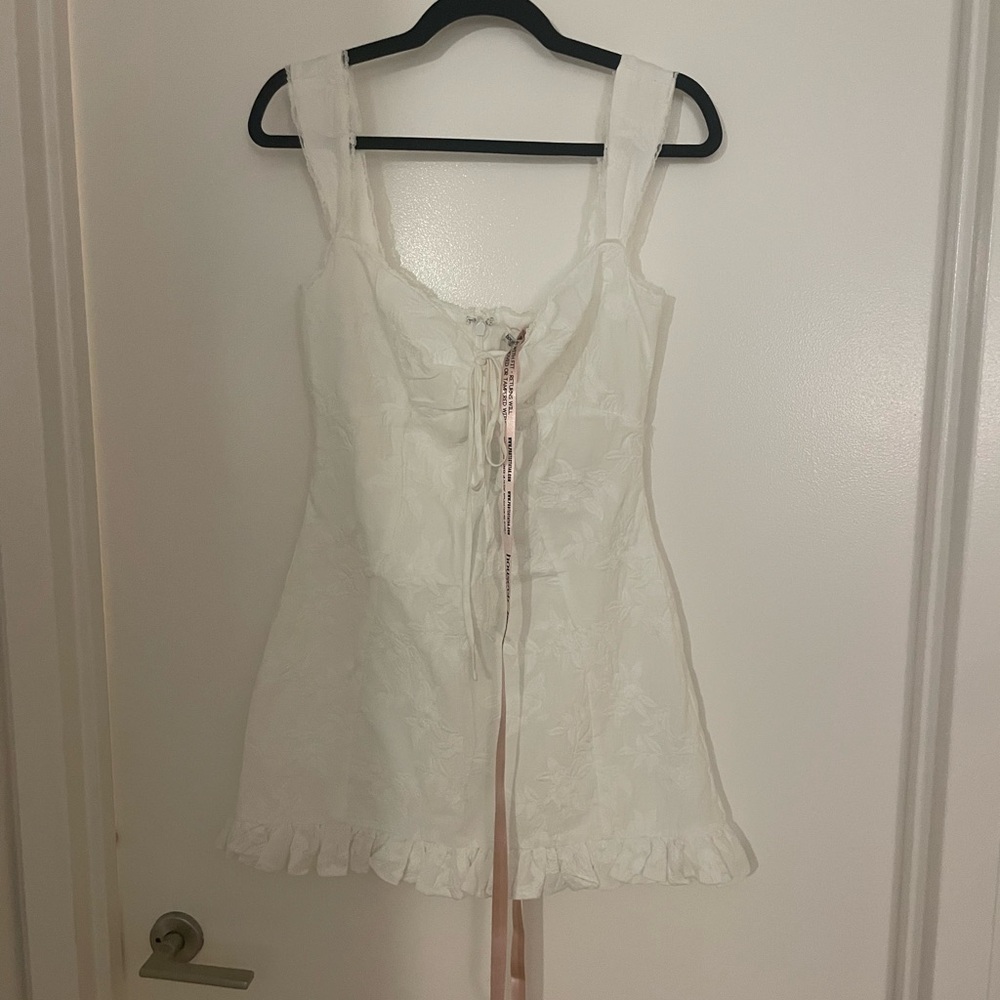 HOUSE OF CB Womens Odessa embroidered Dress